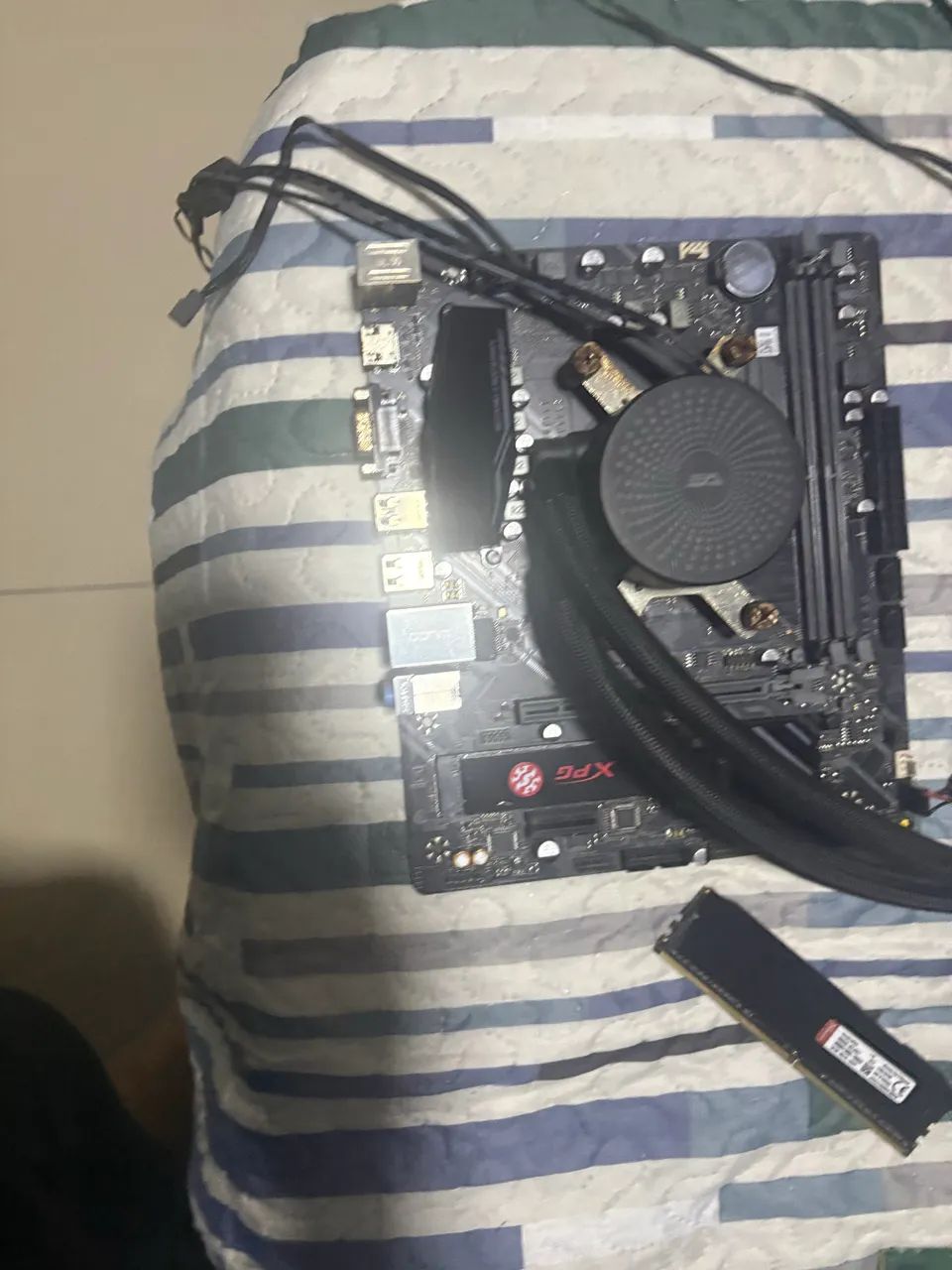 Kit placa mãe am4 ryzen 5500 e 16gb ram - Foto 2