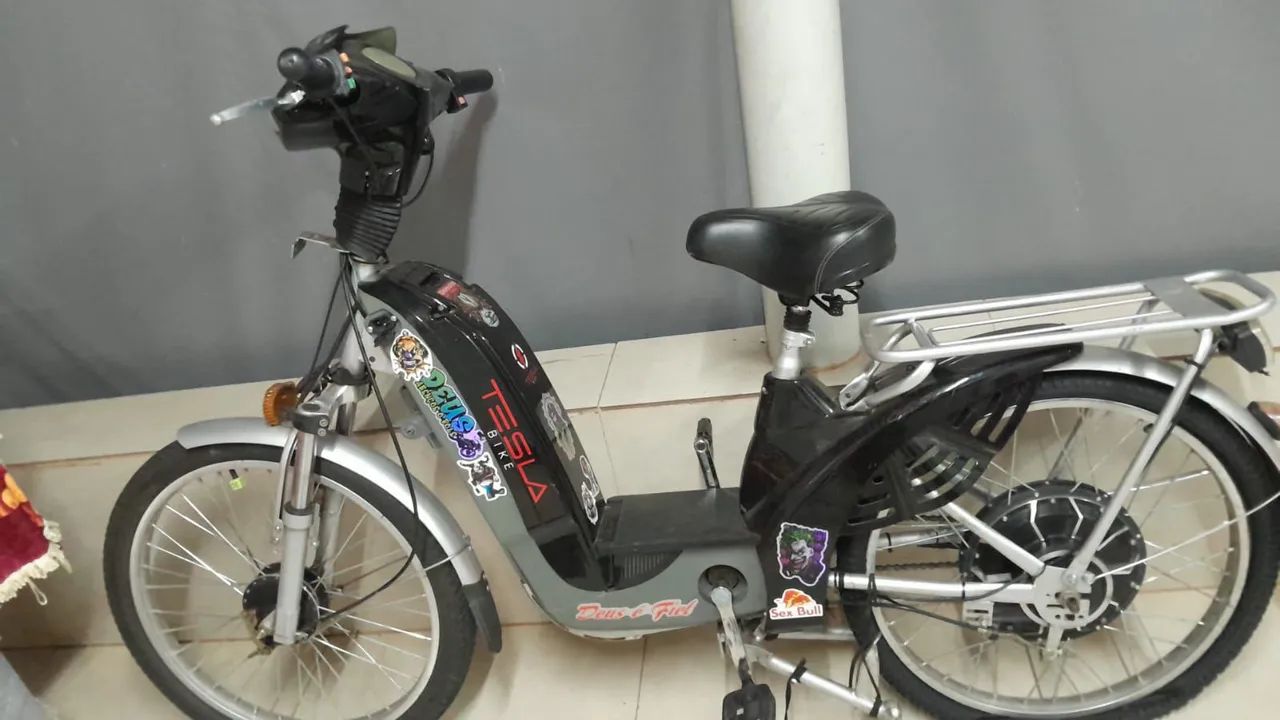 Vende se bicicleta elétrica 