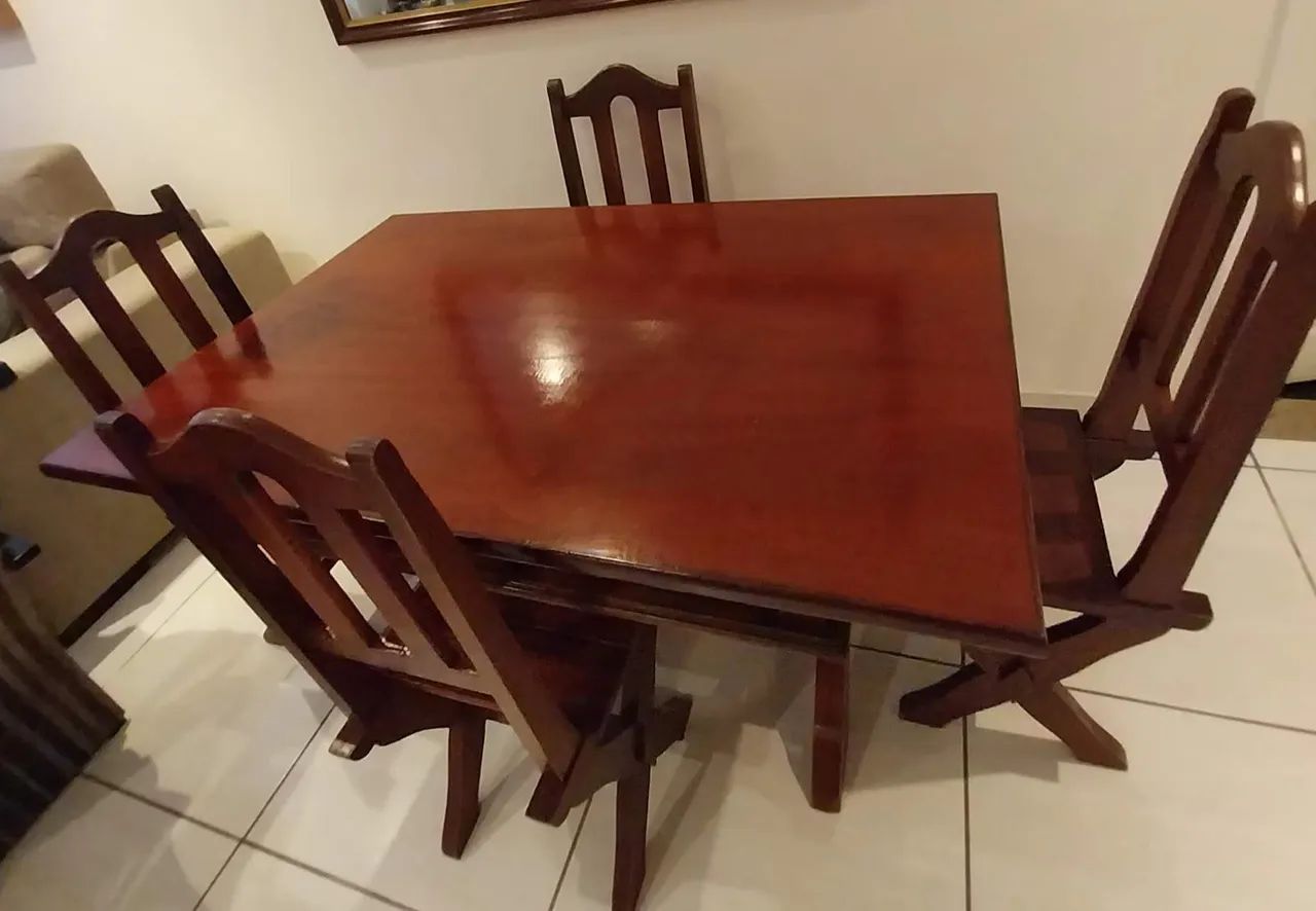 Mesa com 4 cadeiras - Foto 2