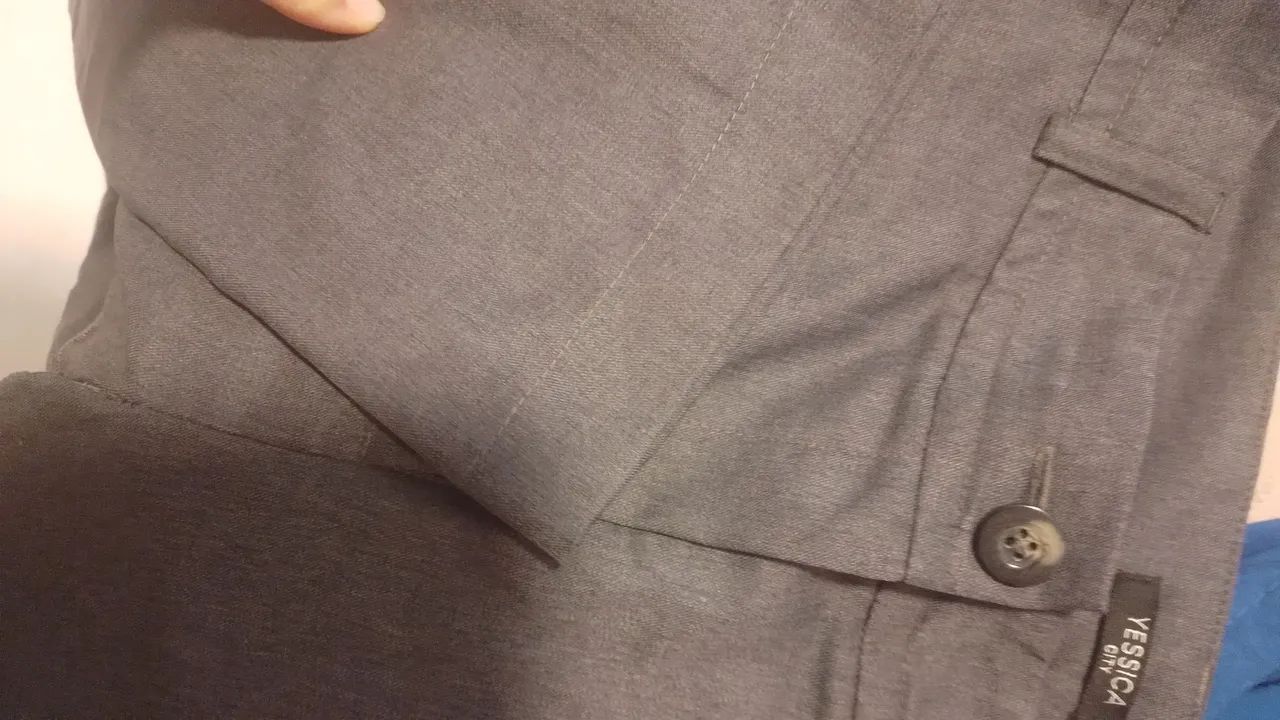 Calça  tam 38 R$ 30,00 cinza - Foto 4