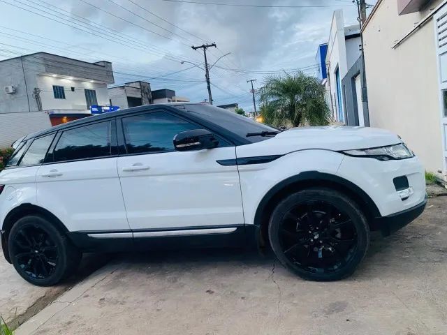 Land Rover Range Rover Evoque Pure 2.0 Aut. 5P 2013