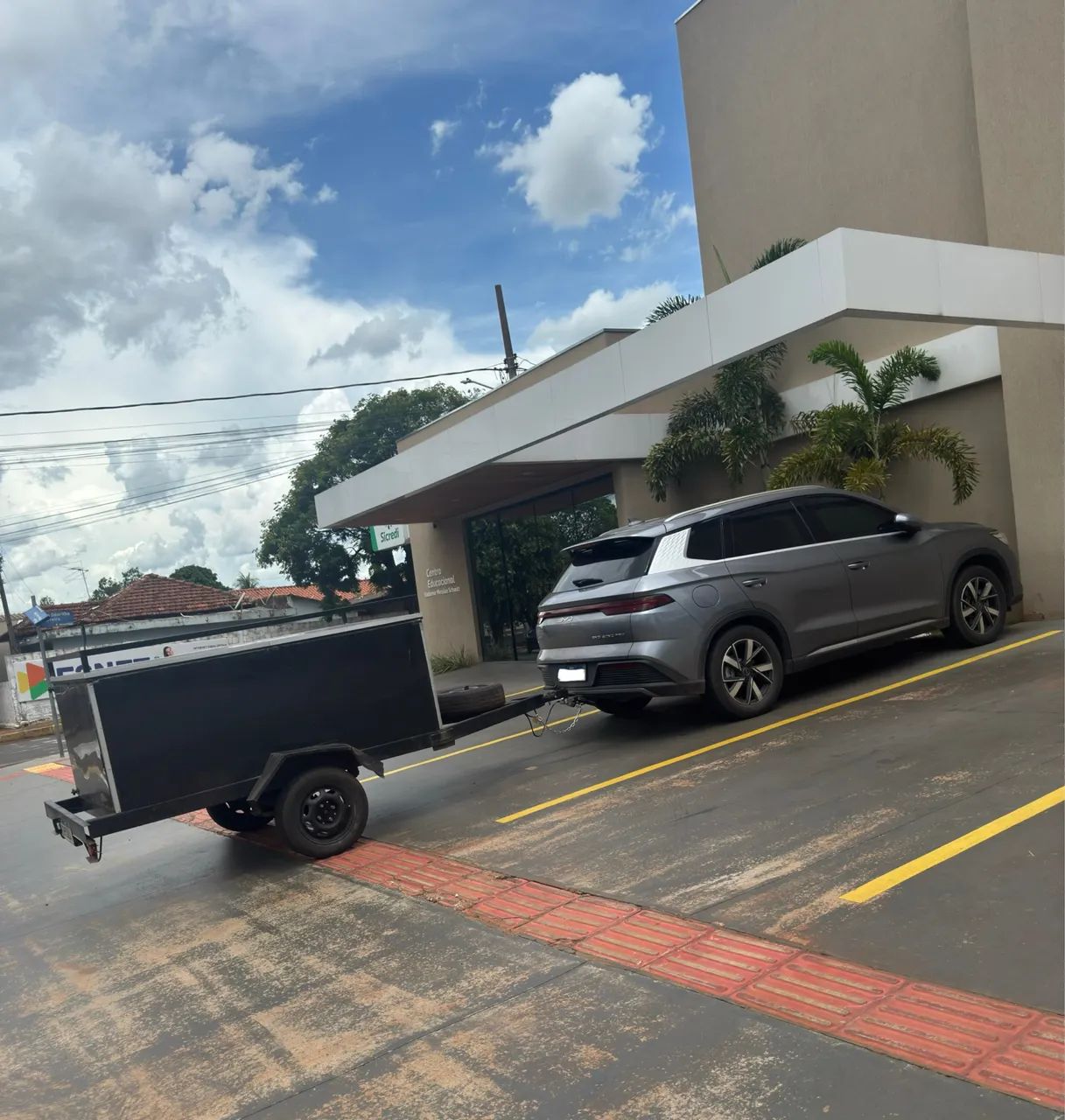 Carretinha baú fechada, excelente!!  - Foto 3