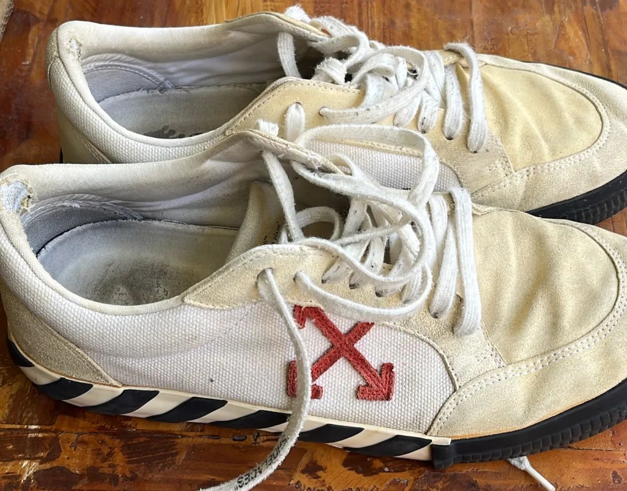 Tênis Off-White ? Usado