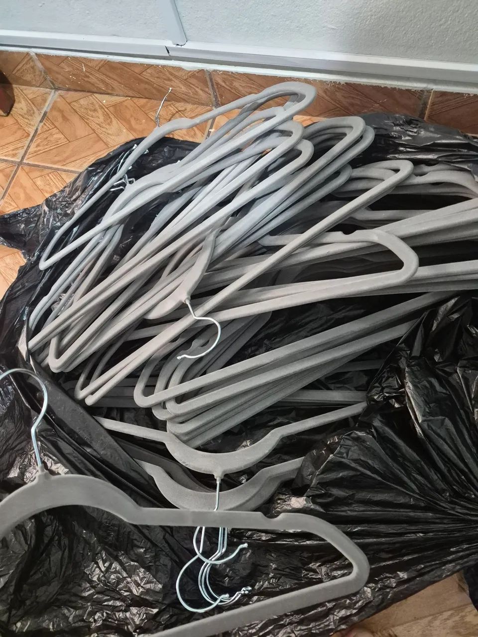 48 Cabides de veludo - Foto 2