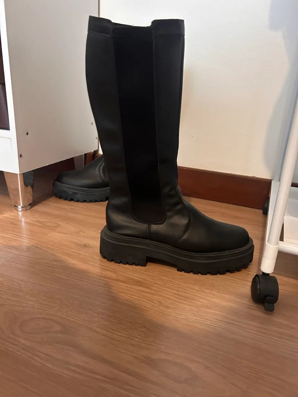 Bota cano longo elastica - Foto 4