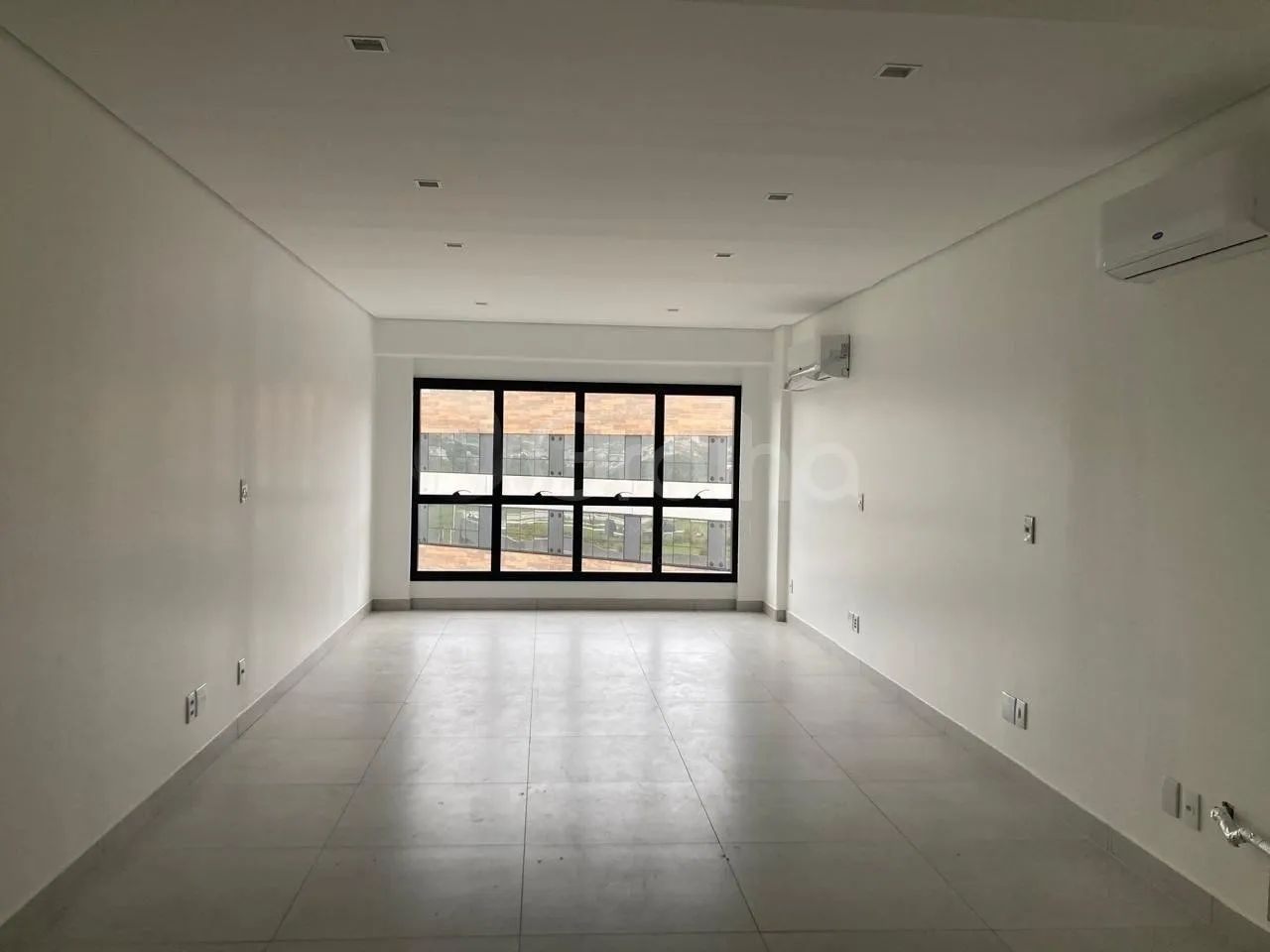 Sala Comercial para Venda em Florianópolis, Campeche, 1 banheiro, 1 vaga - Foto 3