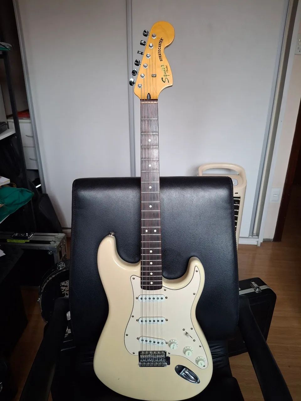 Guitarra Squier Vintage Modified 