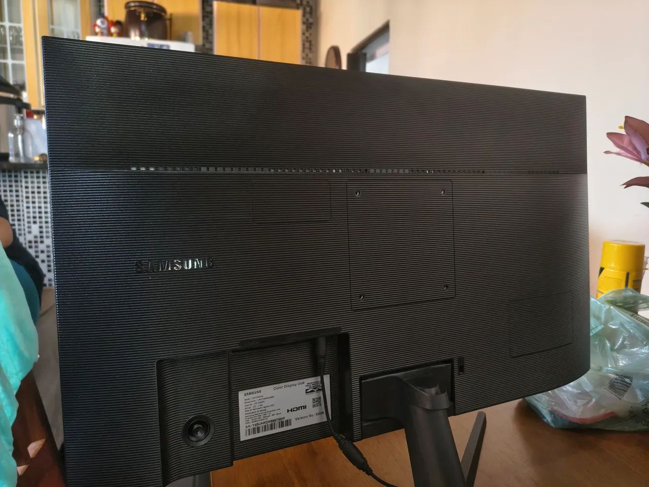 Monitor Samsung 27 Polegadas  f27t350fhl - Muito Novo - Foto 2