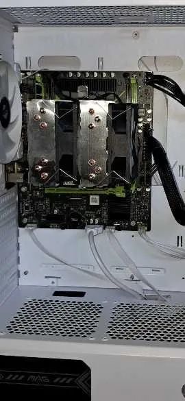 KIT UPGRADE XEON E5-2680V4 24GB RAM DDR4 WIFI