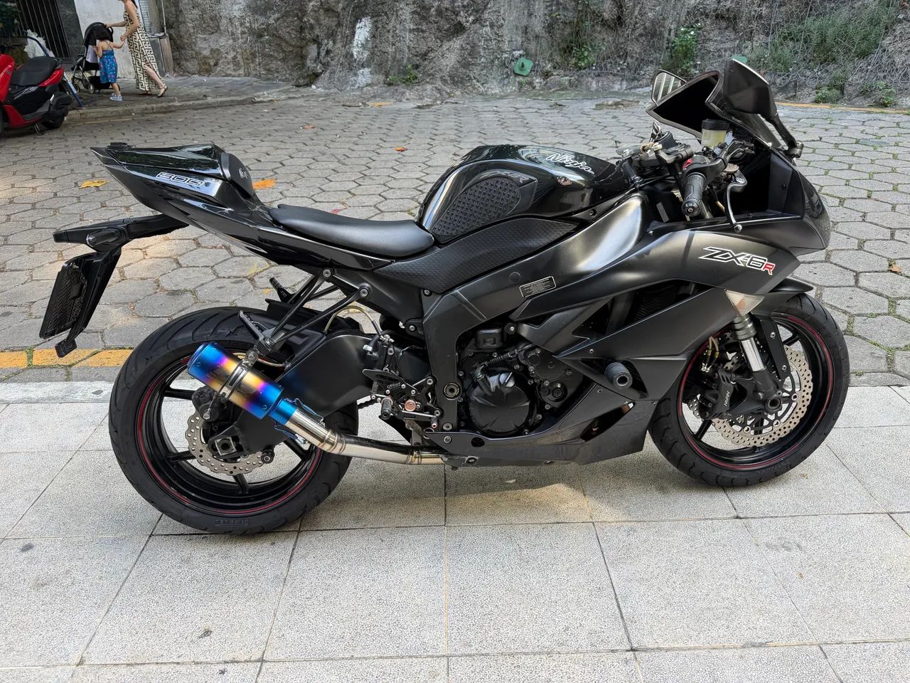 Kawasaki Zx-6r 600cc 2012 - 1448384938 | OLX
