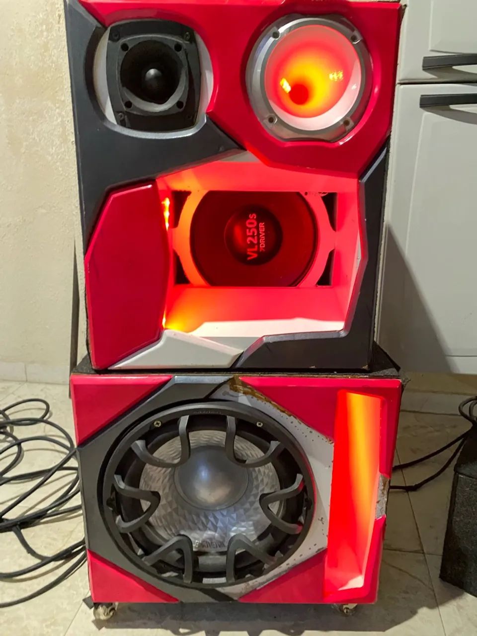 Vende-se Som Completo 