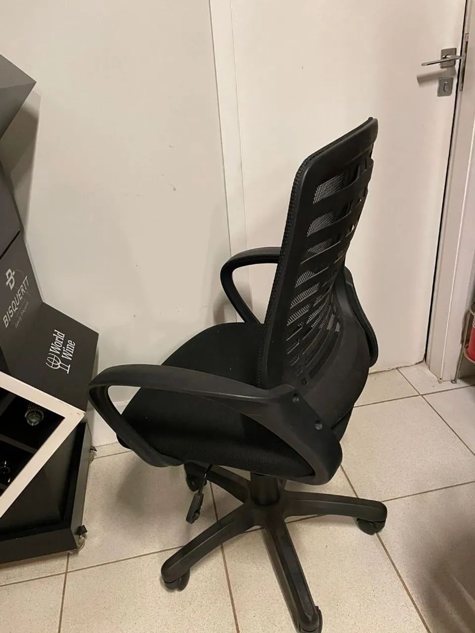 Cadeiras para reformar  - Foto 2