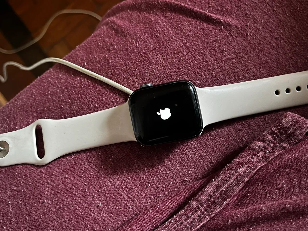 apple wacht  série 4  - Foto 2
