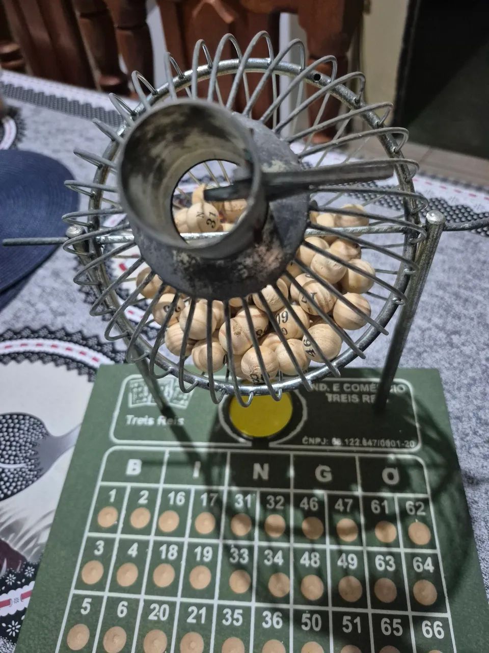 Tabuleiro e globo para bingo - Foto 5