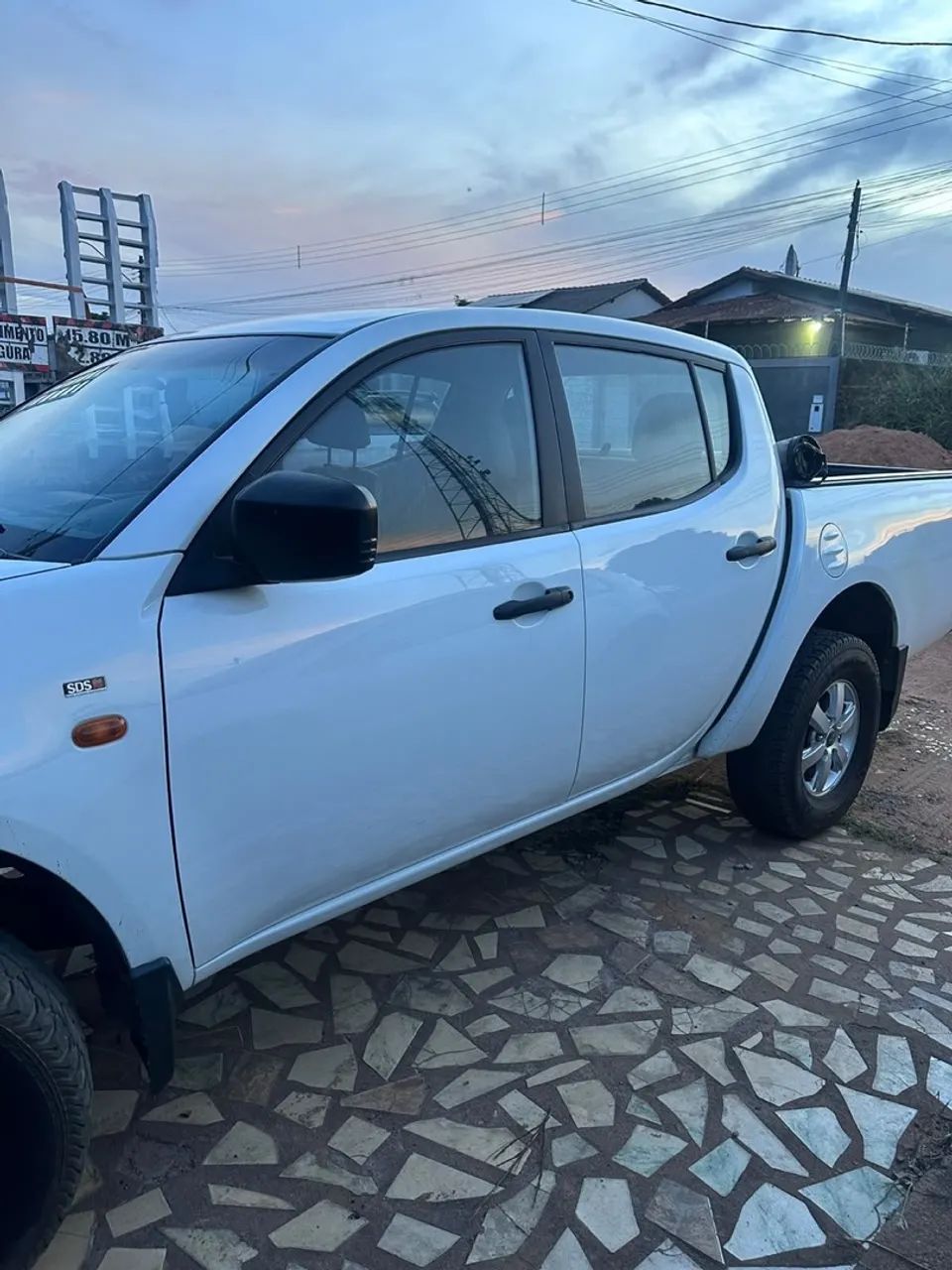 Mitsubishi L200 L200 Triton GLS 3.2 CD TB Int.Diesel Mec 2013
