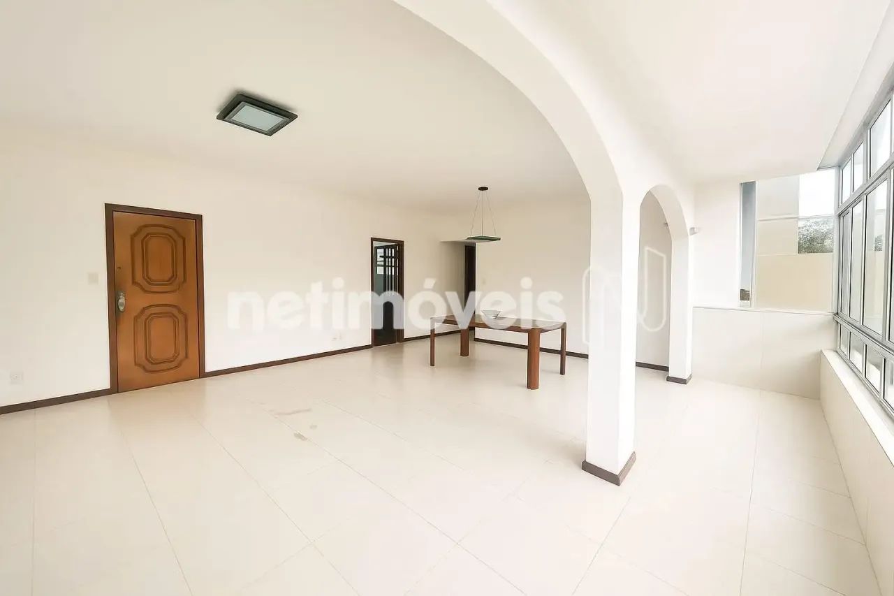 APARTAMENTO COM 4 QUARTOS NA PITUBA