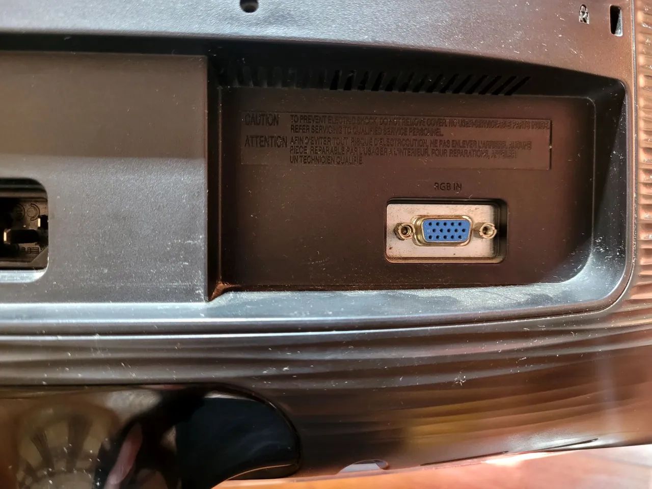 Monitor Samsung modelo B1630N, 15,6 polegadas, preto. - Foto 5