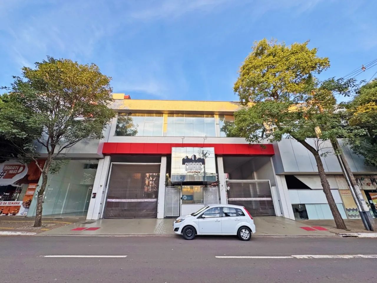Apartamento - A 300 metros da Unicesumar/Colégio Objetivo