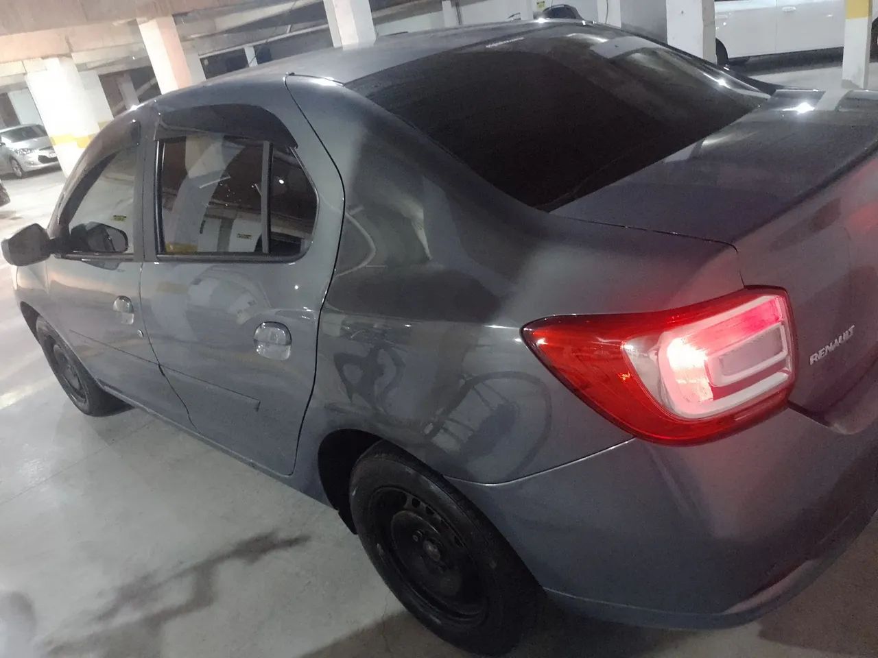 Renault Logan Expression Flex 1.6 16V 4P 2017 - Foto 3