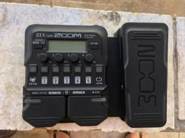 PEFALEIRA ZOOM G1 FOUR 