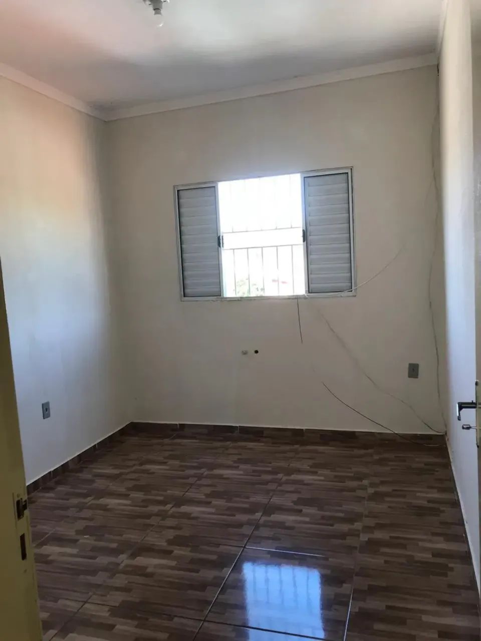 Alugo 4 cômodos com garagem - Foto 3
