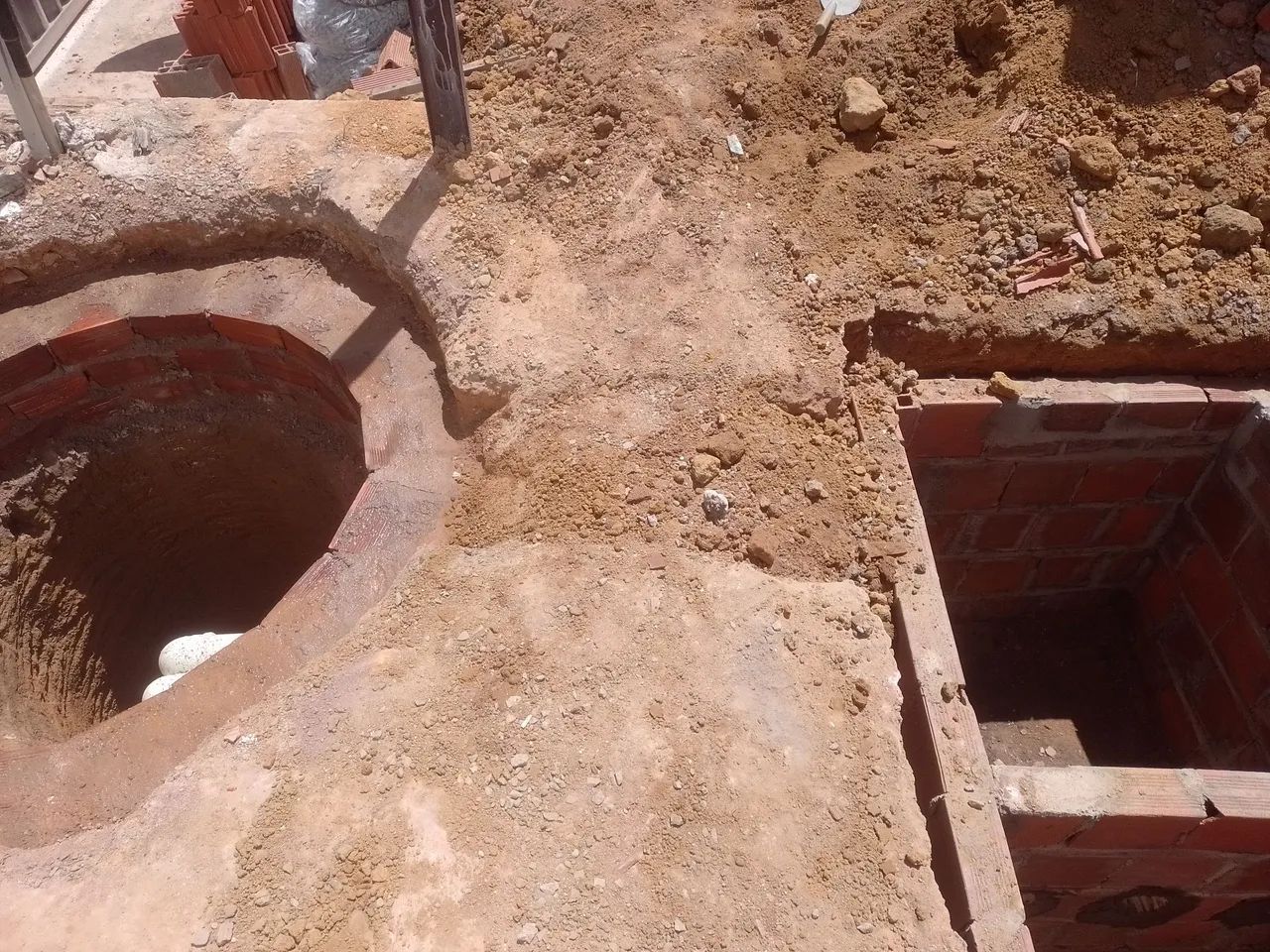 Cavador de fossa - Foto 5