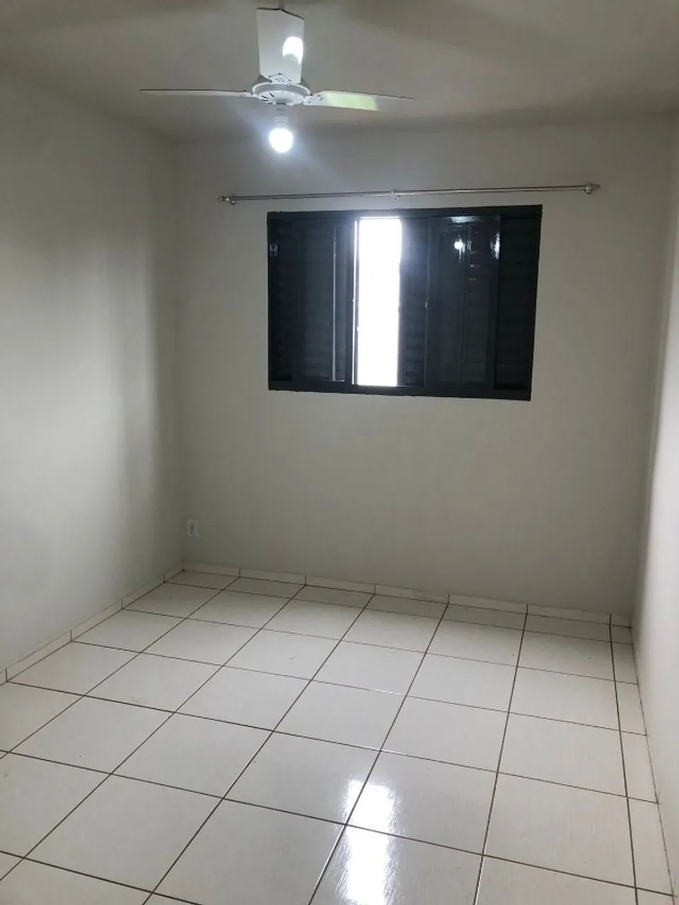 Condomínio Daniela próximo a av. prestes maia, R$:950,00 + 50,00 iptu - Foto 2