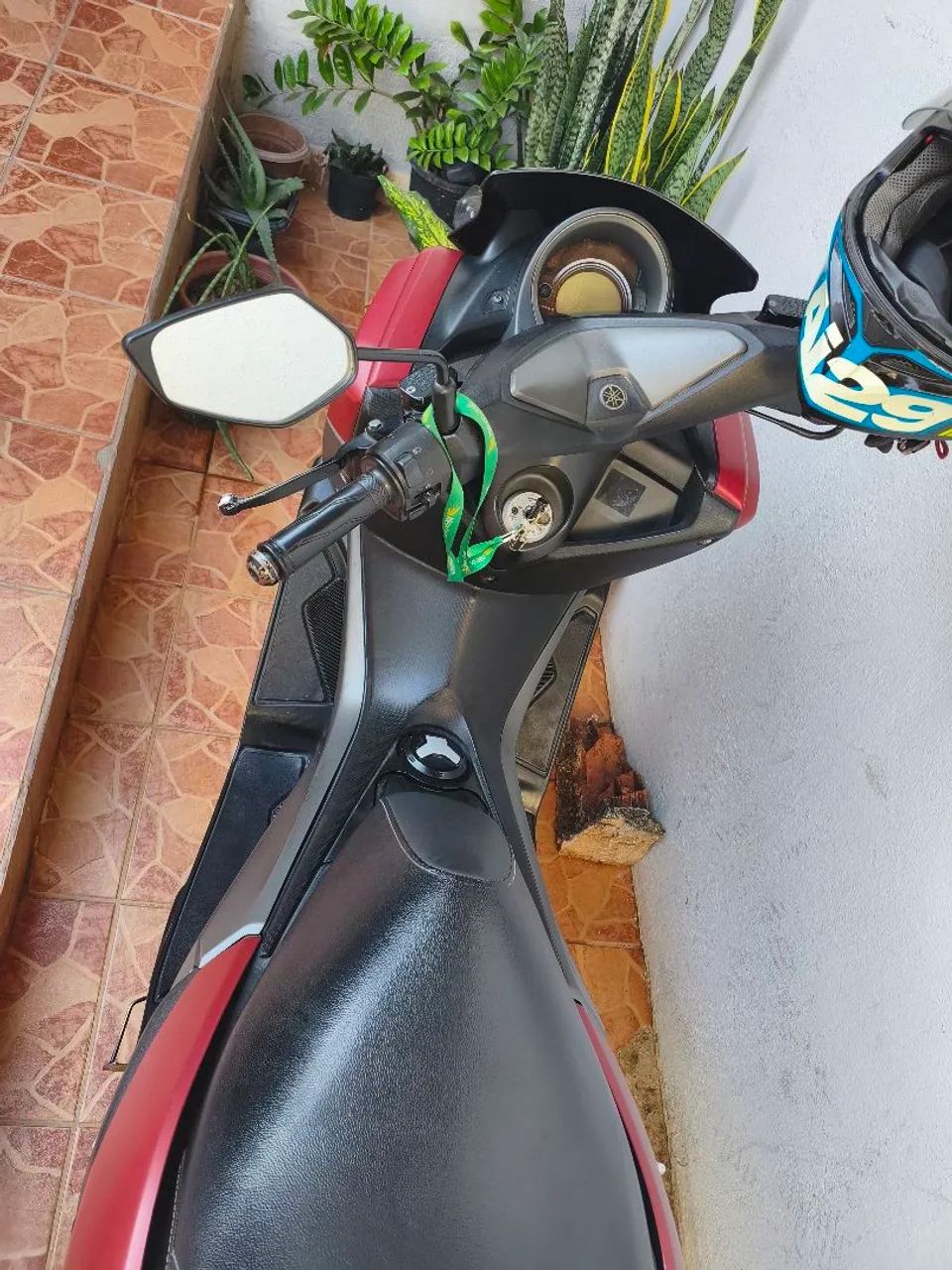 Vendo moto scooter ou troco por  moto de maio cilindrada - Foto 3