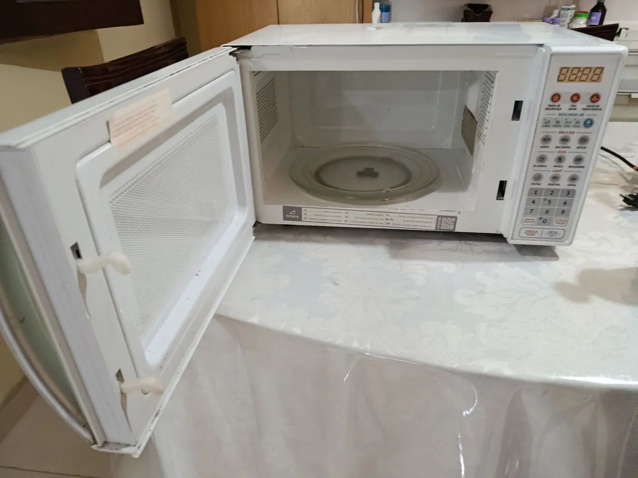 Microondas Eletrolux 20L funcionando normal. - Foto 2