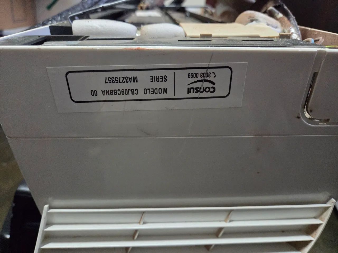AR CONDICIONADO QUEIMADO