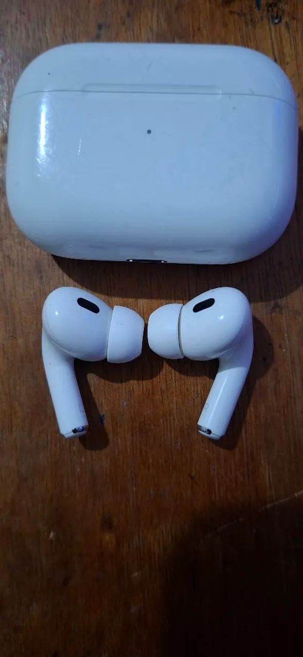 Airpods Pro 2° geração (Lightning) original.