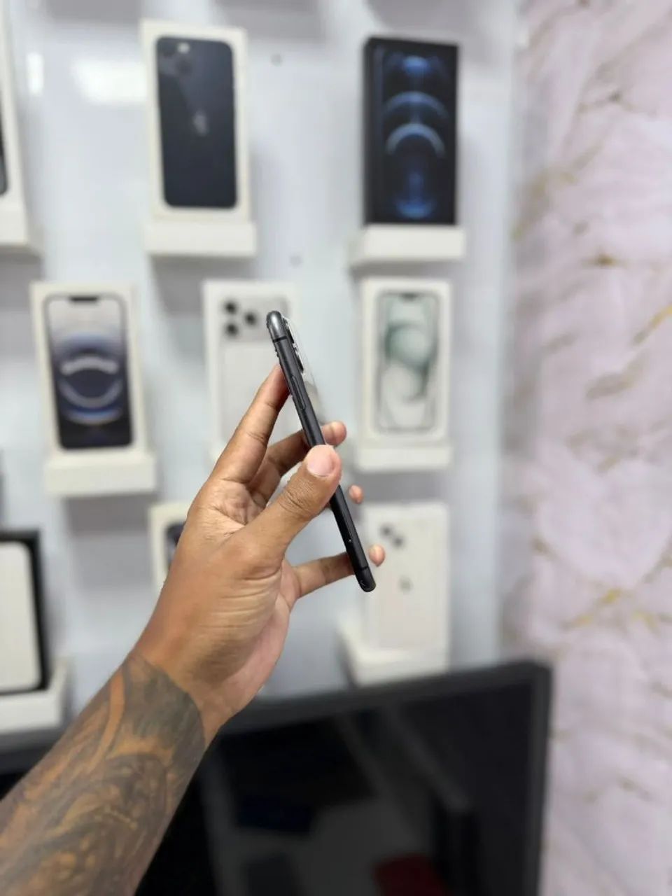 IPHONE 11 64GB<br>R$ 999,00 MUITO TOP - Foto 5