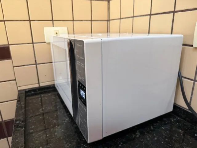microondas electrolux 23l branco efficient me23b - Foto 5