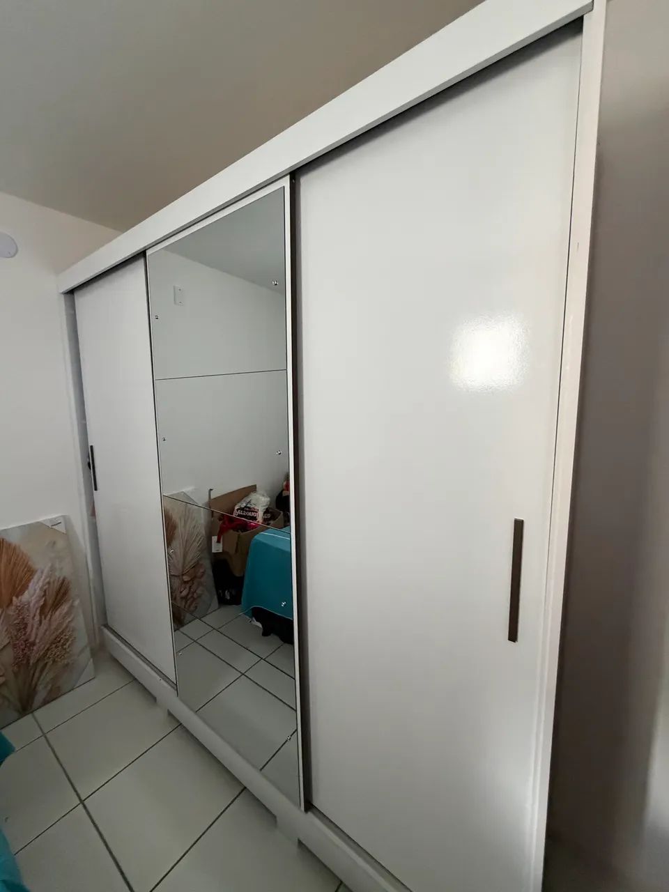 Guarda roupa 3 portas bem conservado  - Foto 3
