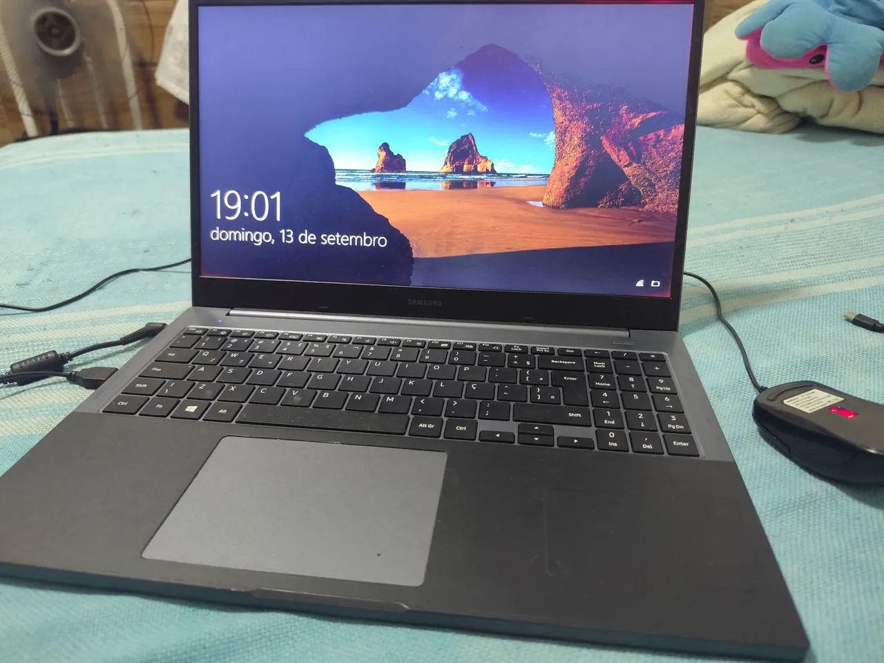 VENDO NOTEBOOK SAMSUNG  - Foto 3