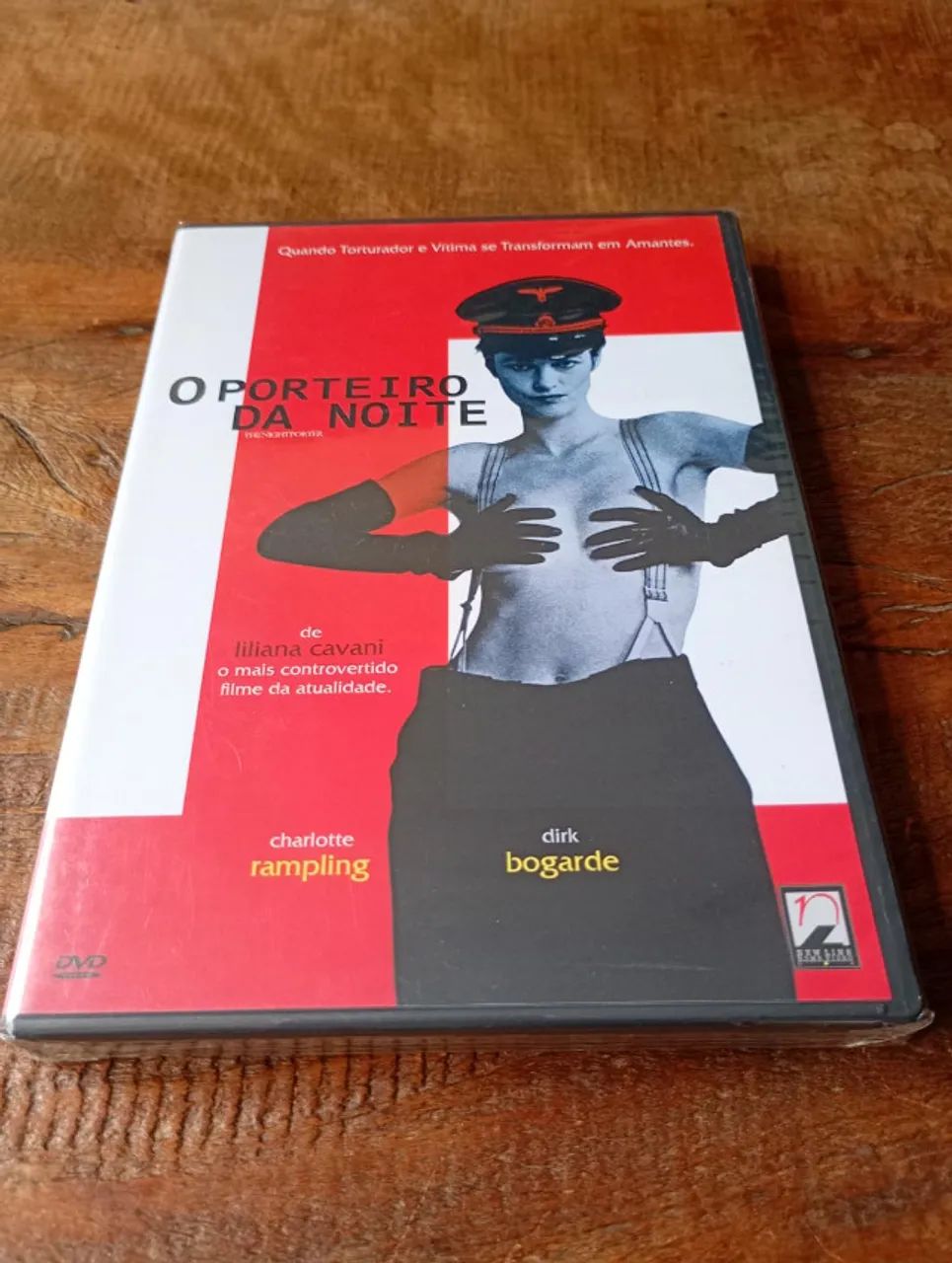 DVD O Porteiro da Noite Charlotte Rampling