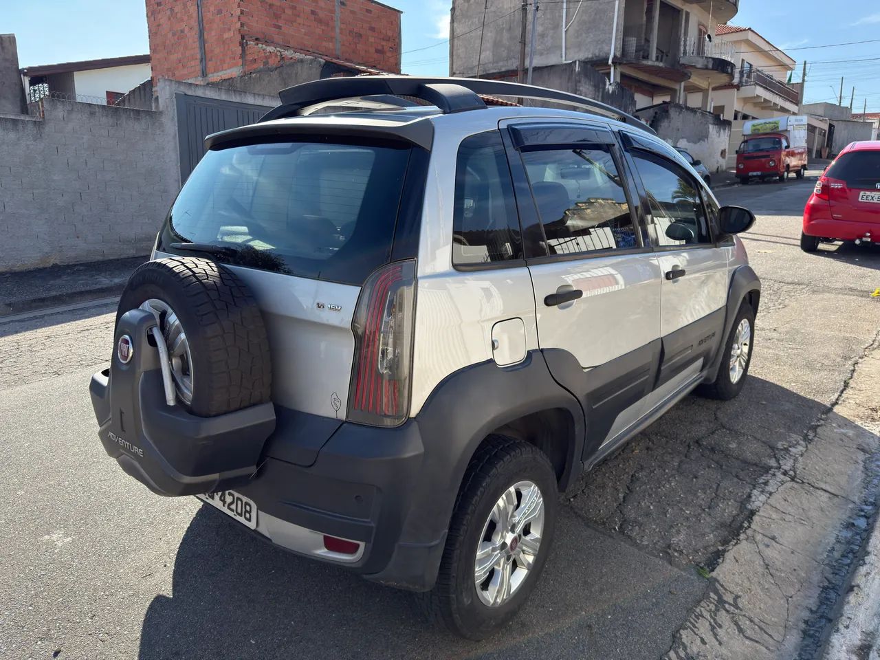 Fiat Idea Adv./ Adv.lock.dualogic 1.8 Flex 5P 2012 - Foto 4