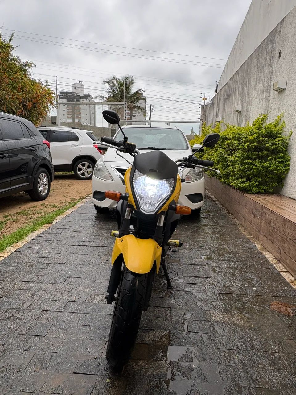 VENDO HONDA CB300R 2011/2012 - Foto 3