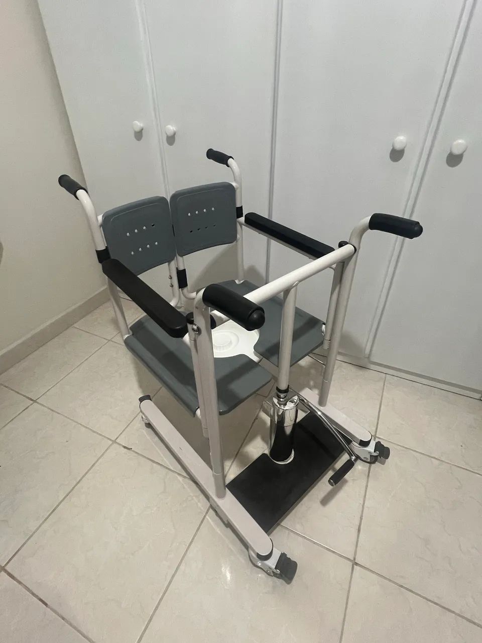 Cadeira de Transferência/ Banho - Acamado - Foto 2