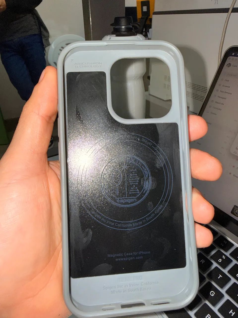 iPhone 16 Pro 256GB - Titânio Natural + Case Spigen (Brinde) - Foto 3