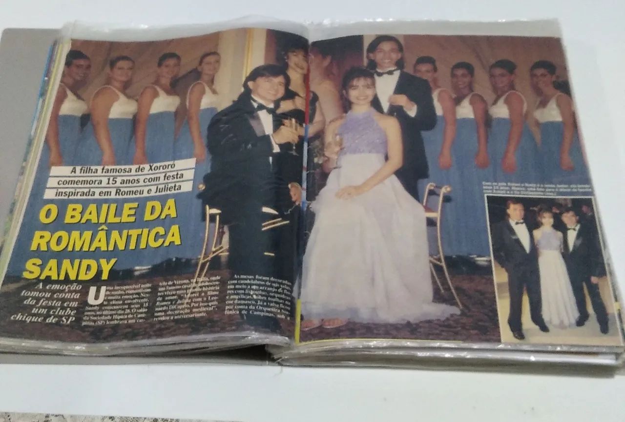 Pasta contendo 82 páginas de reportagens e recortes da dupla Sandy e Junior e + 3 pôsteres - Foto 2