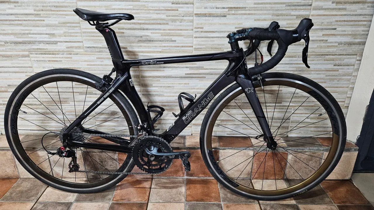 Speed carbono orange carbon onix comp . Tamanho S 