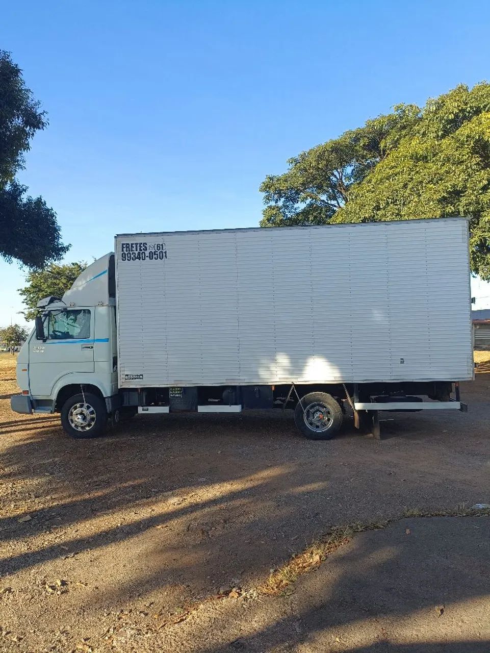 Caminhão vw 8120 bau - Foto 4