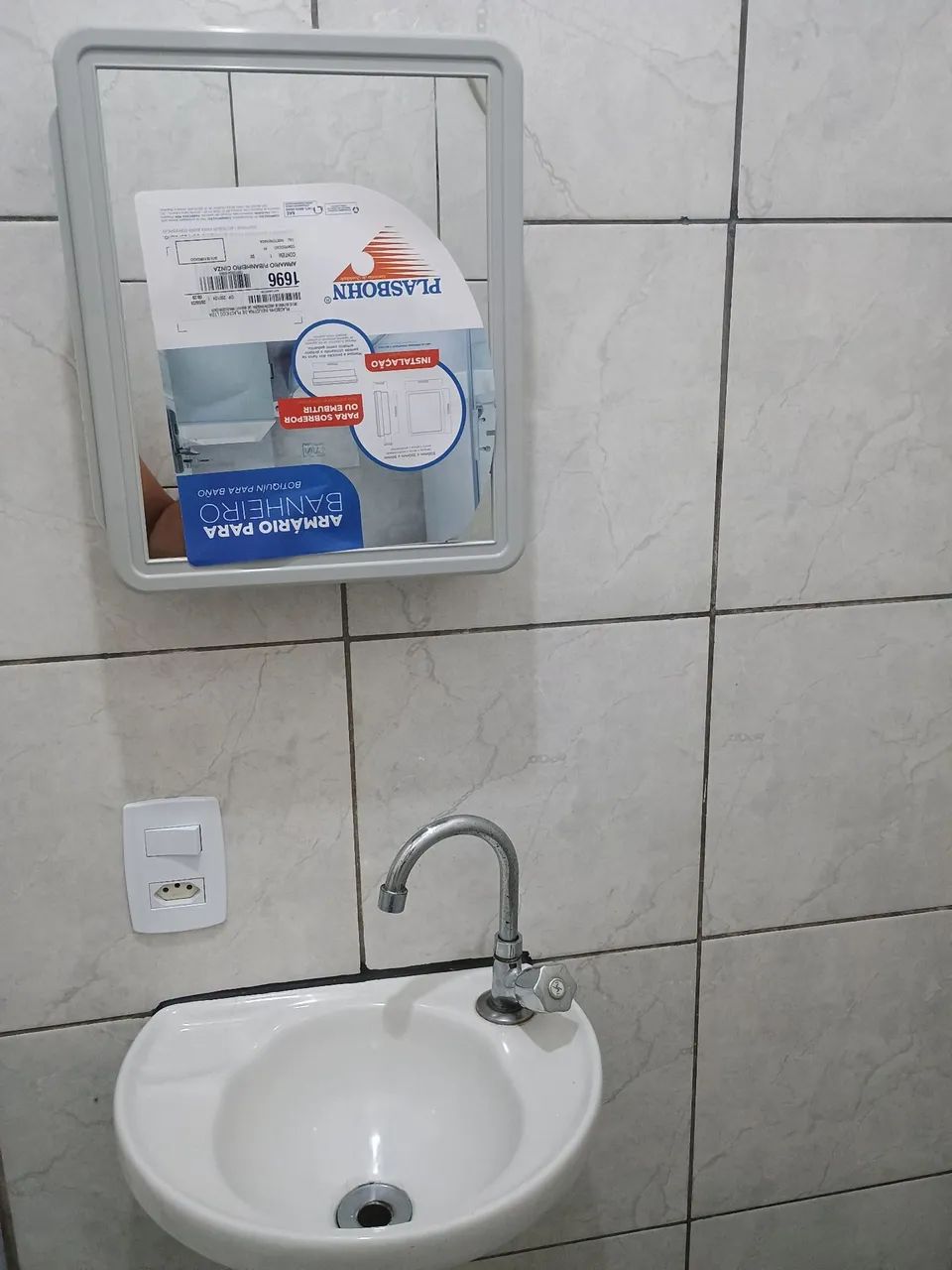 Casa 750 (Apenas solteiros/casais sem filhos e sem animais) - Foto 2