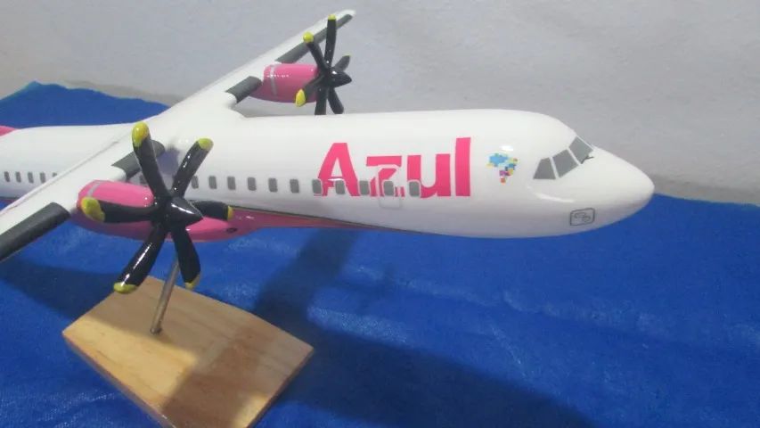 Maquete de avião da azul Rosa - Foto 5