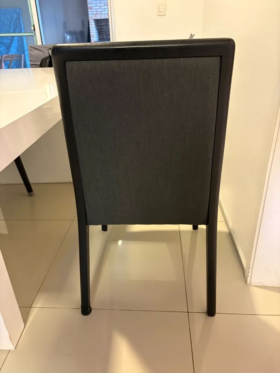 Conjunto com 6 cadeiras estofadas - Foto 2