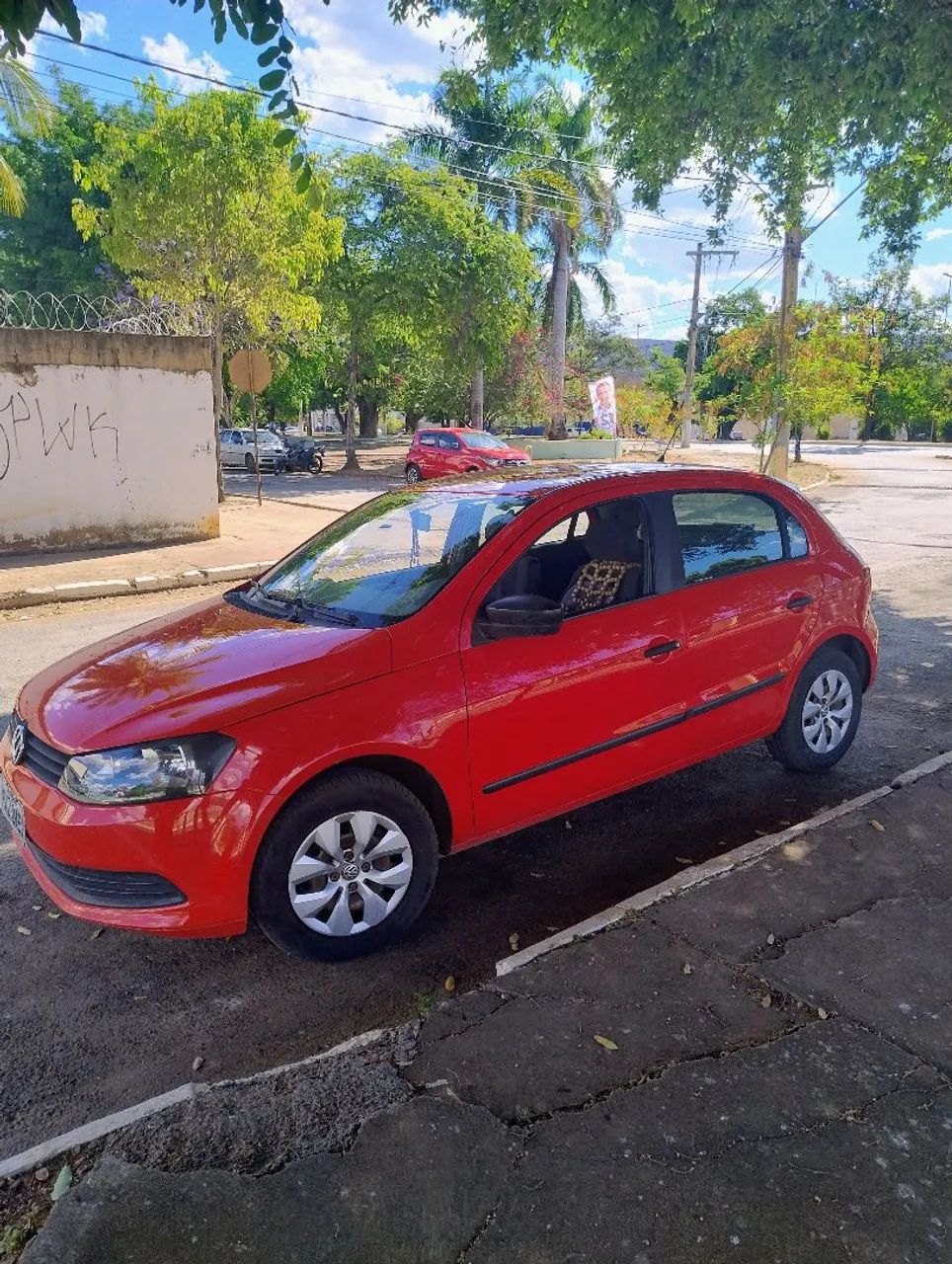 Volkswagen Gol GOL TRENDLINE 1.0 T.FLEX 8V 5P 2015