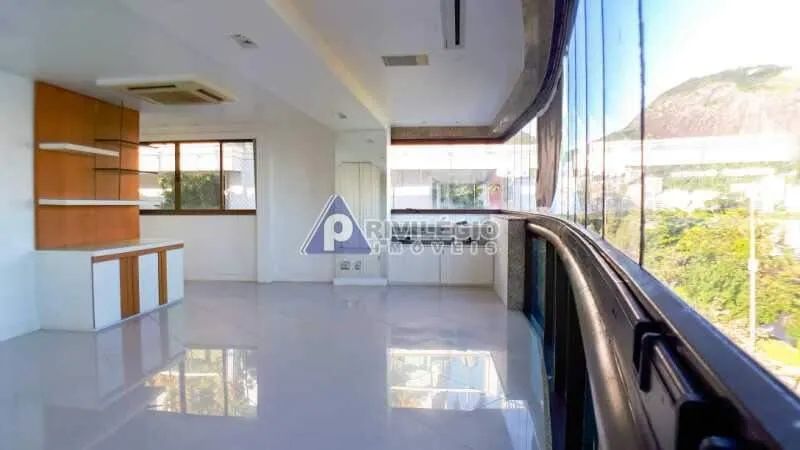 Cobertura na Lagoa, 4 quartos, 3 vagas