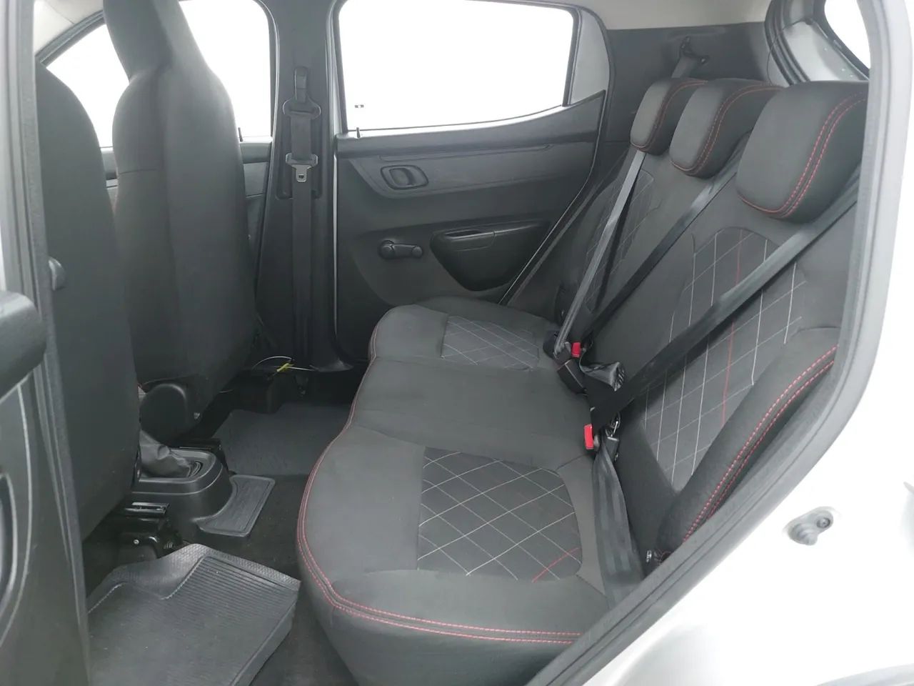 Renault Kwid 1.0 Zen, foto 17 de 18