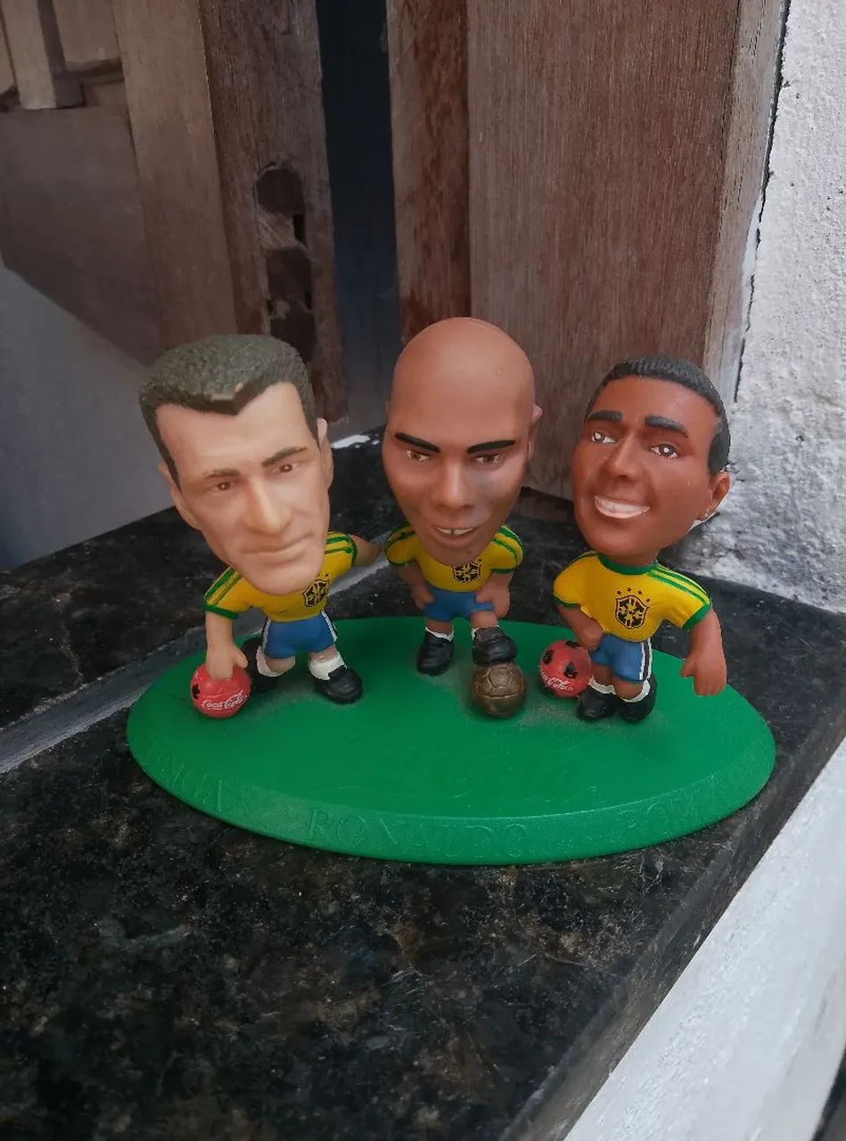 7 Bonecos da coca da copa 1998